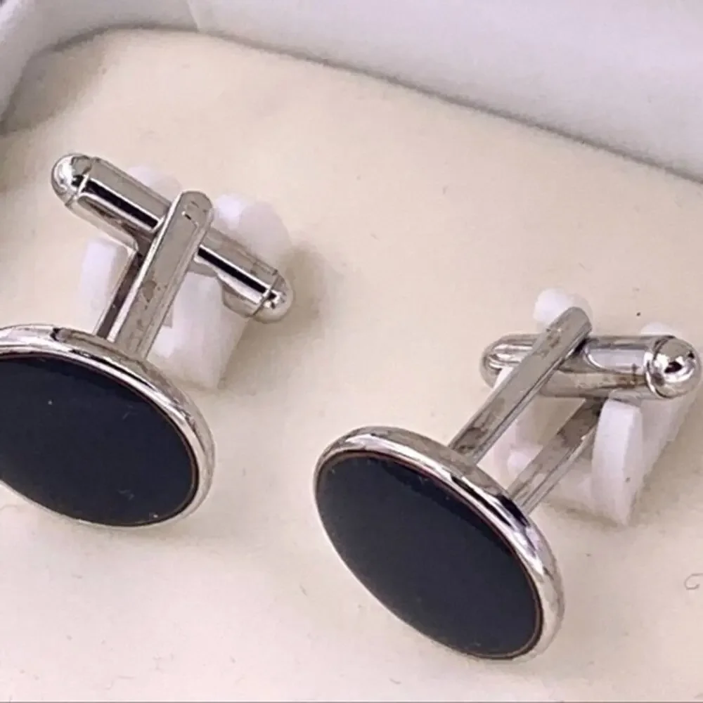 NEW! Silver tone Cuff links‎ toggle closure.